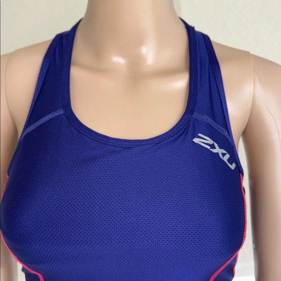 NWT 2XU Women's Blue Sports Bra with Pink Accents Size X Small. - Picture 4 of 13